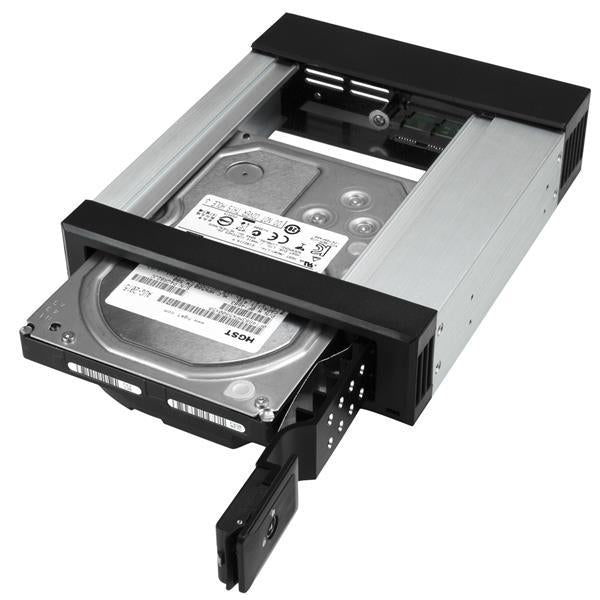 StarTech Accessory MO Racks 5.25 inch to 3.5 inch SATA/SAS Hot Swap Bay Trayless Retail (HSB1SATSASBA) - V&L Canada